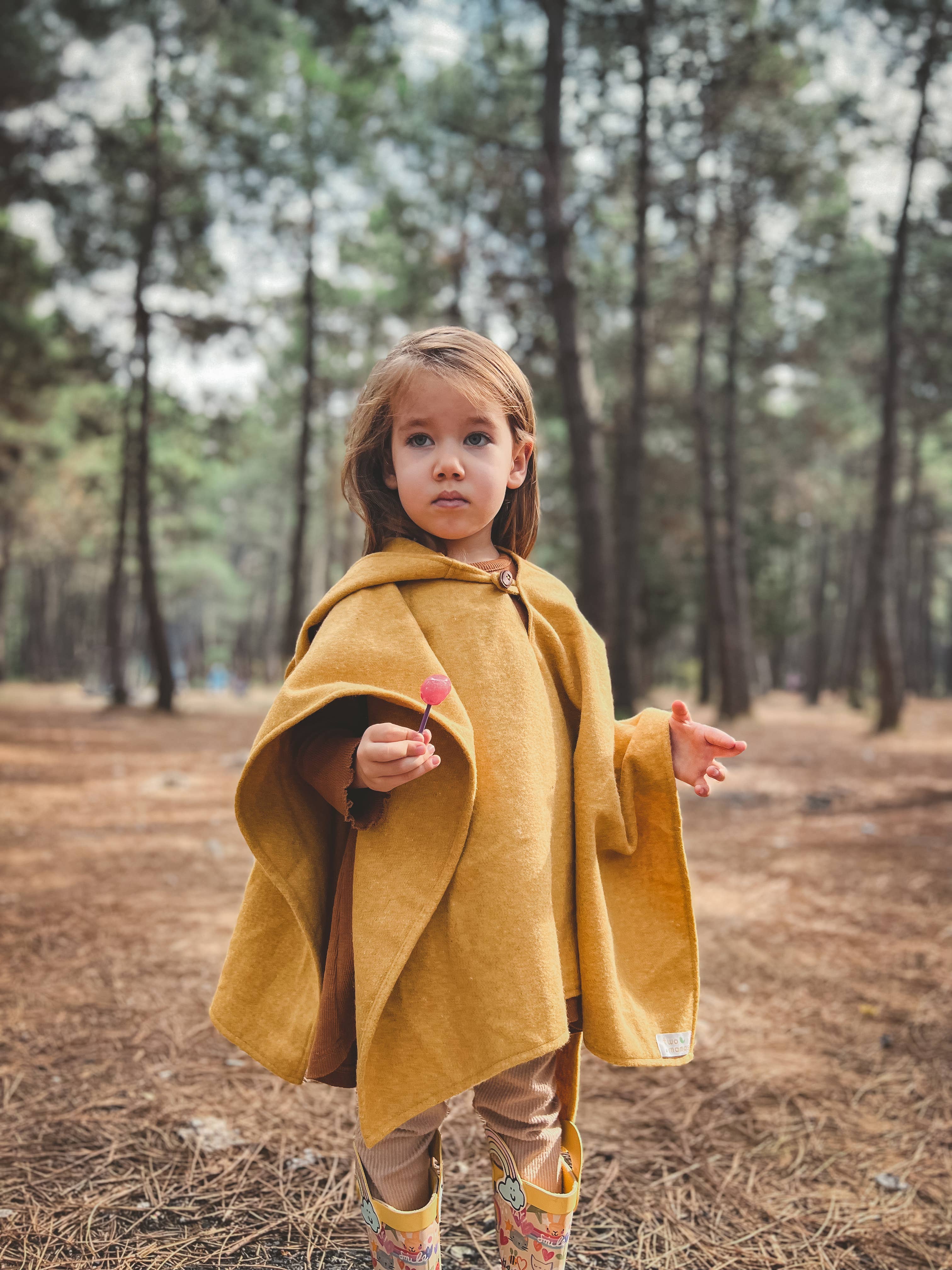 HOODED CASHMERE PONCHO Ollie and Jo